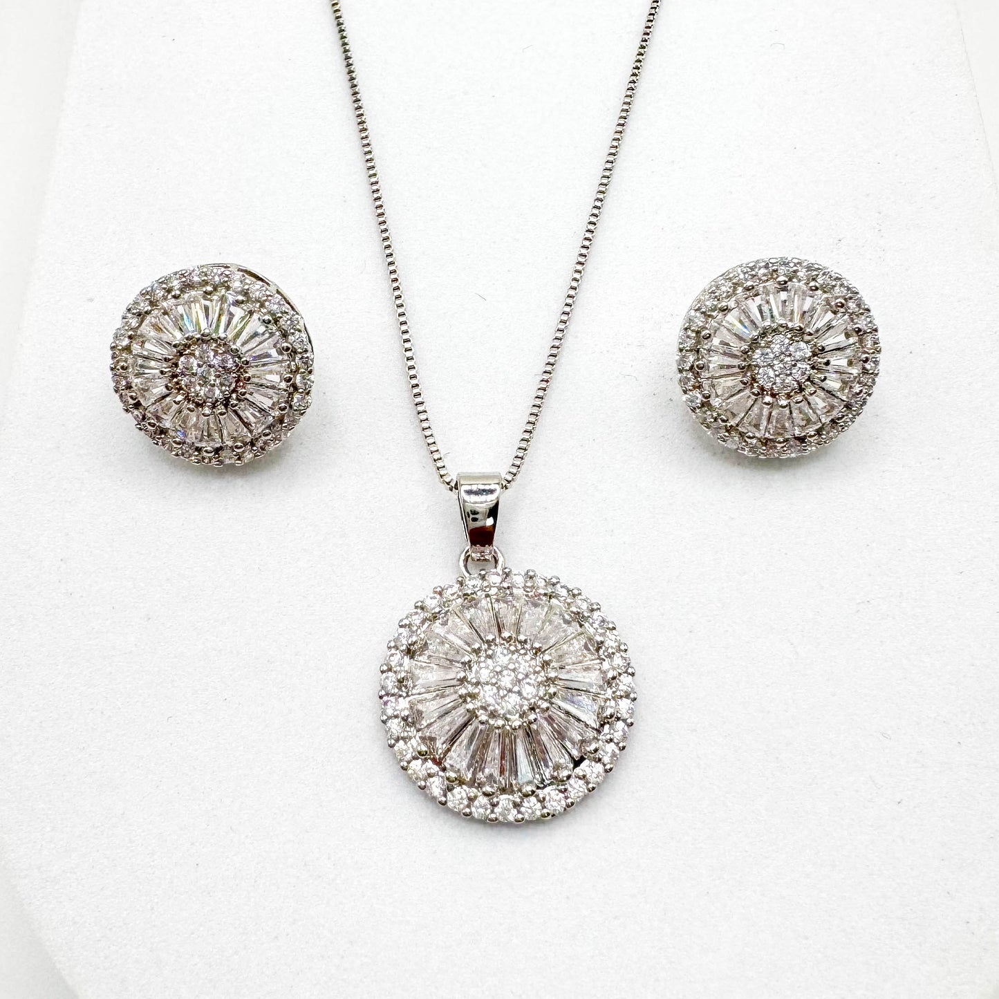 SET | White Rhodium Plated