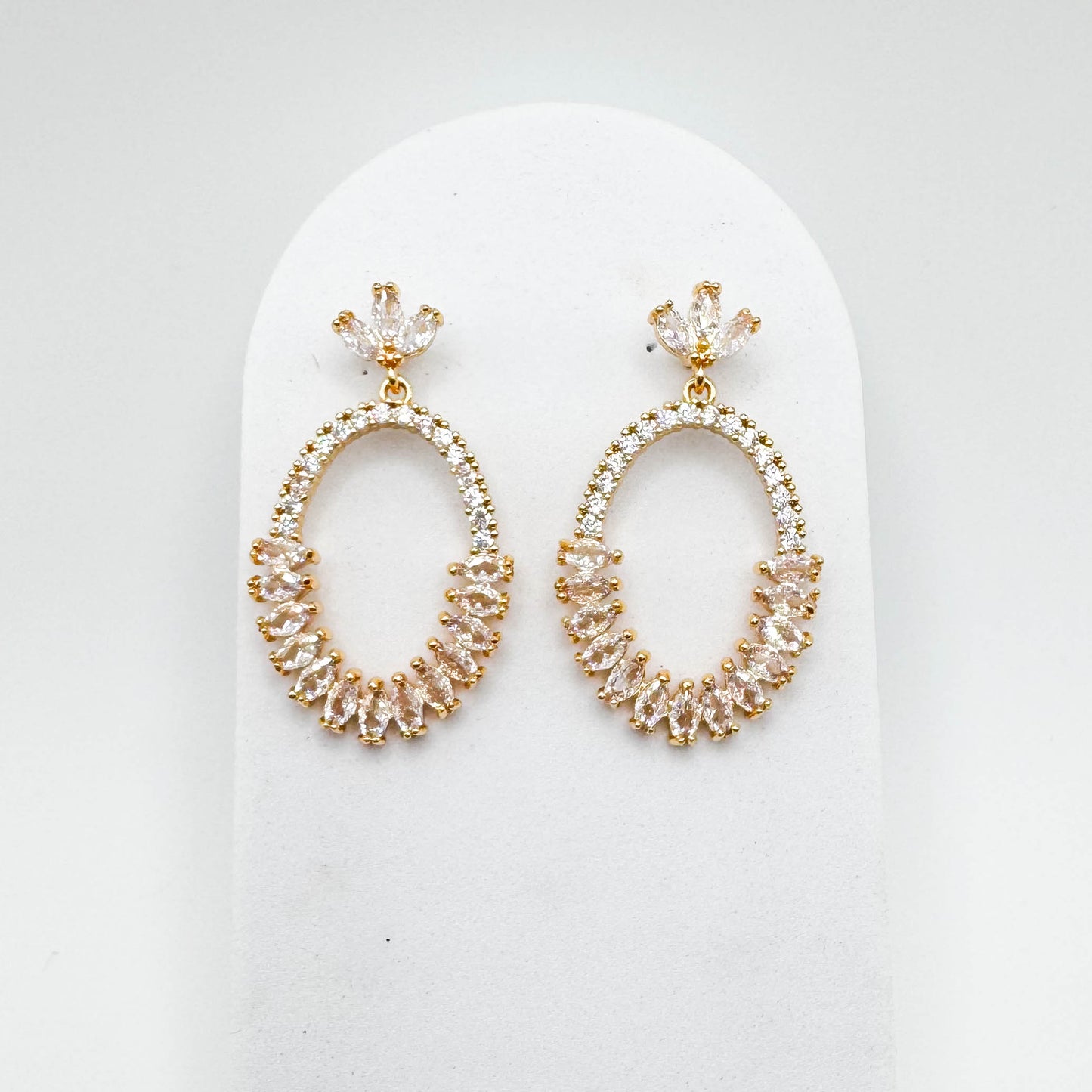 STUDDED EARRING | 18K Gold Plated