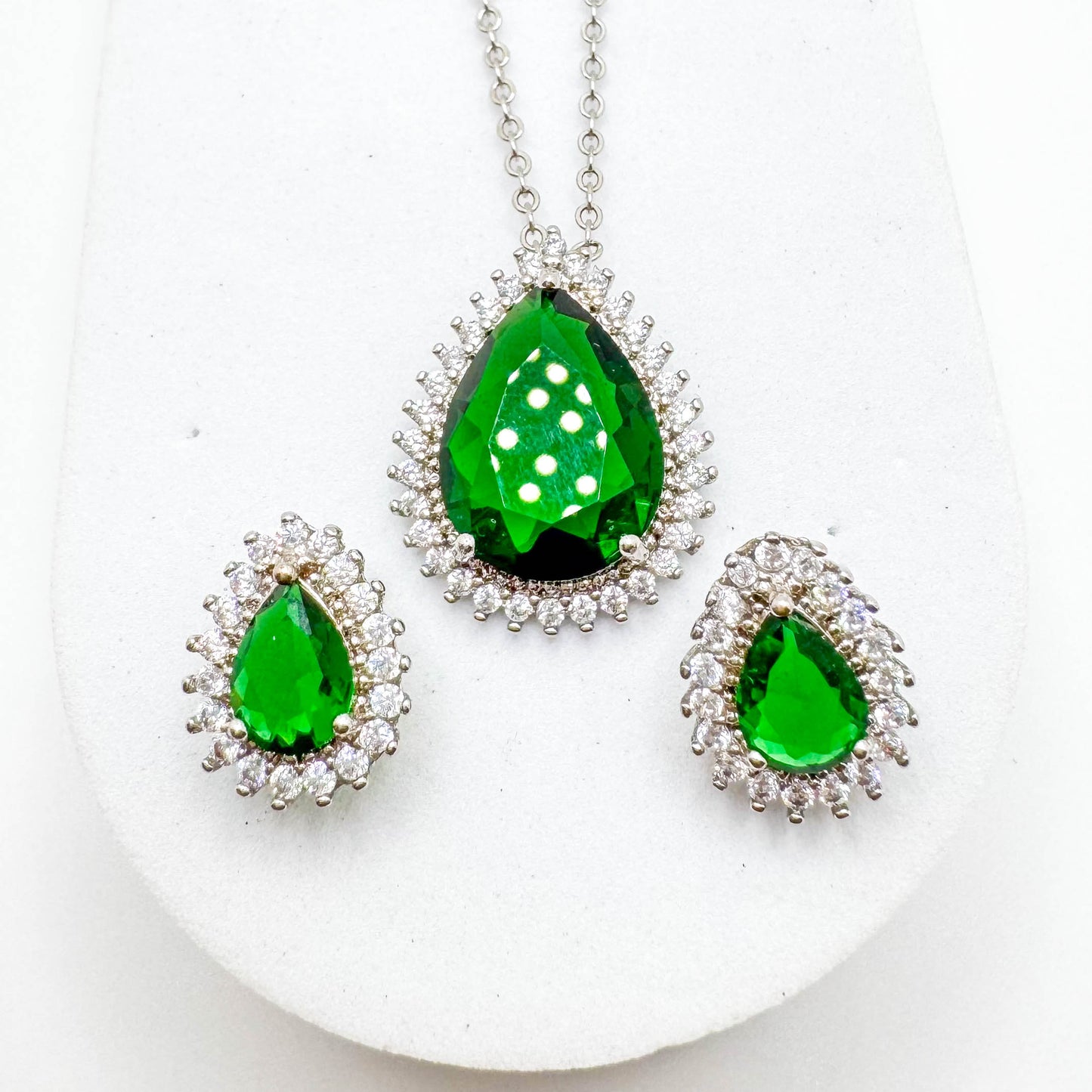 Rhodium-plated Emerald Drop Set
